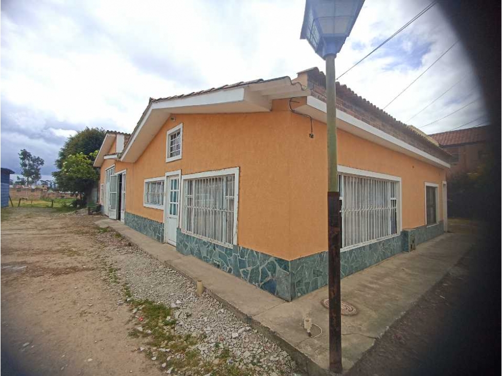 Venta casa,bodega y lote cubierto Zipa total 320 mtrs² - 1