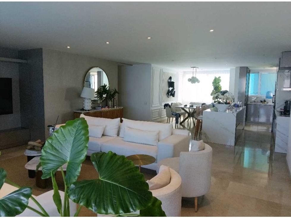 VENTA O PERMUTA DE APARTAMENTO SOBRE LA BAHIA DE MANGA