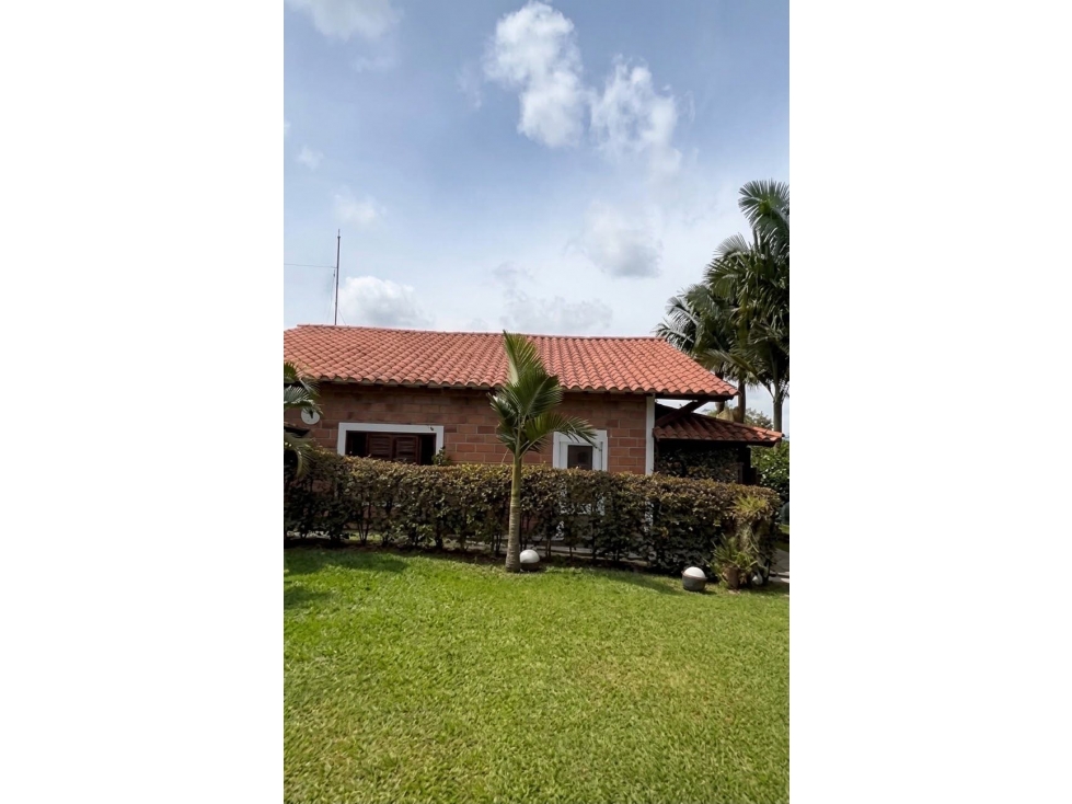 Venta o permuta de Finca en Rionegro cerca a la Autopista. — foto 2