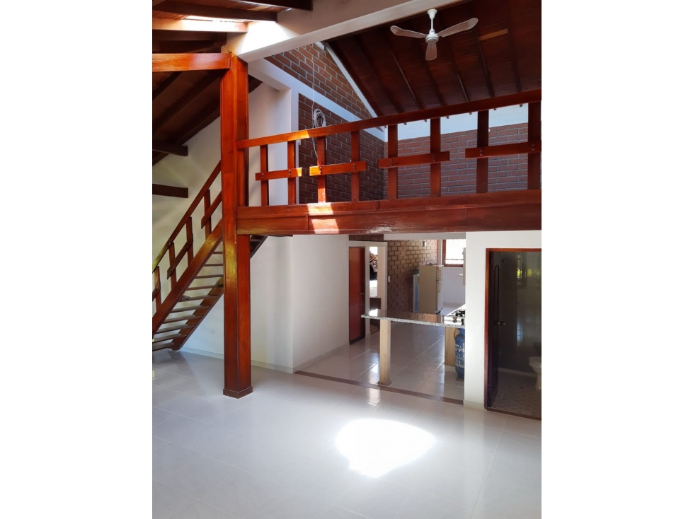 Venta o permuta de FINCA en SAN JERÓNIMO con CABALLERIZAS — foto 5