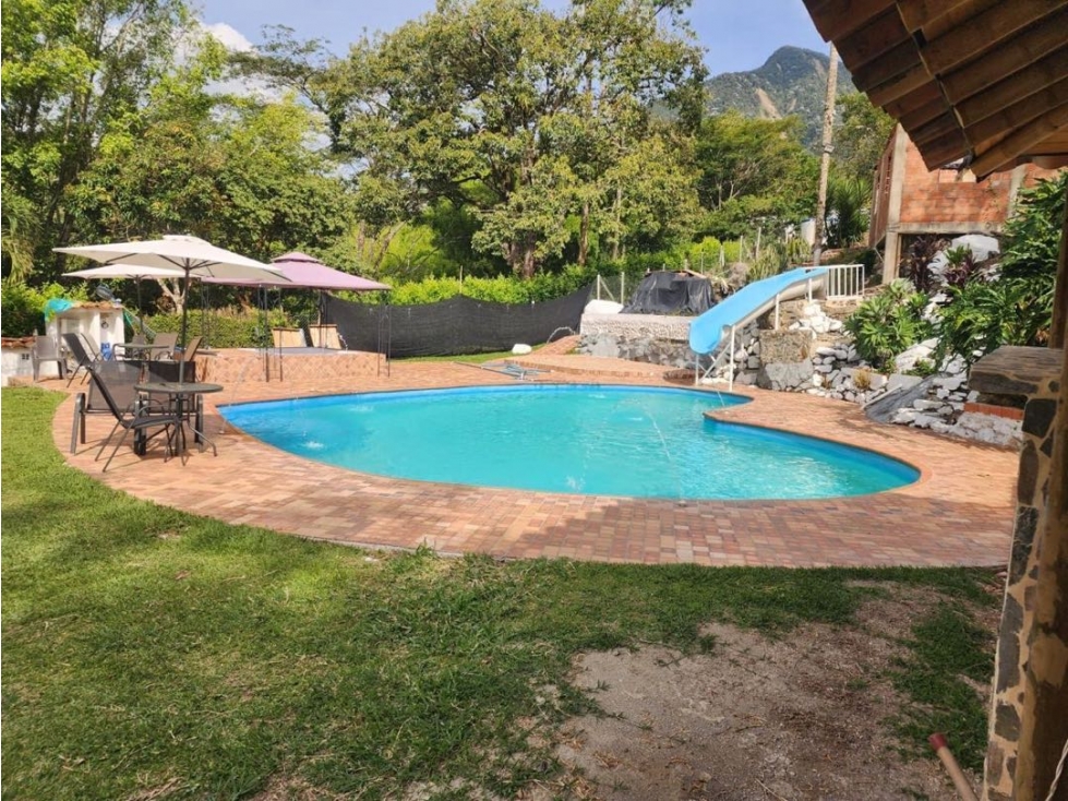 Venta o permuta de hermosa FINCA en VENECIA- Antioquia