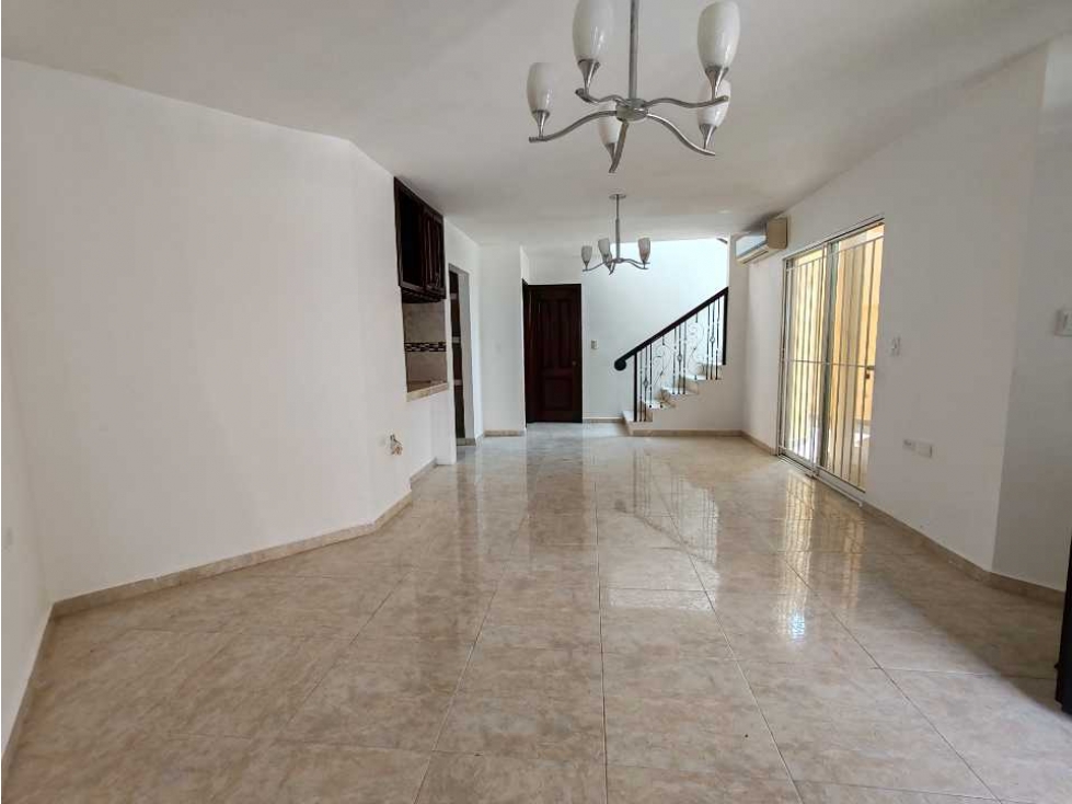 VENTA O RENTA CASA CON ALBERCA EN HACIENDA DEL MAR CIUDAD DEL CARMEN - 5