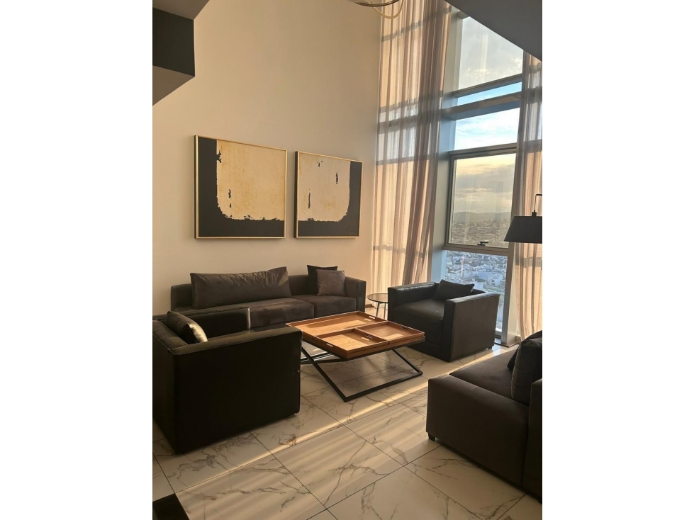 VENTA O RENTA PENTHOUSE DE LUJO EN VIA DORADA - 4