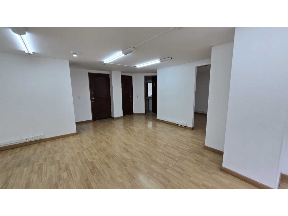 VENTA Oficina 55m2 EXTERIOR Centrica El Nogal