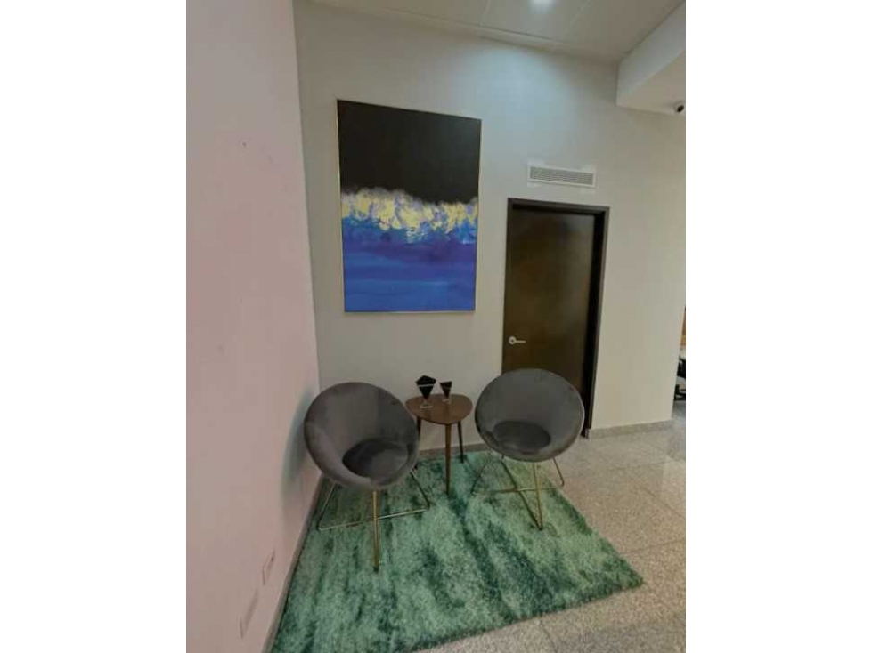 VENTA OFICINA CALLE 50 - EDF DE LUJO - 2