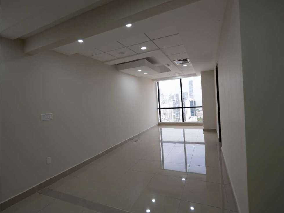 VENTA OFICINA CALLE 50 PLAZA 335 M2 BANCO GENERAL TC - 4
