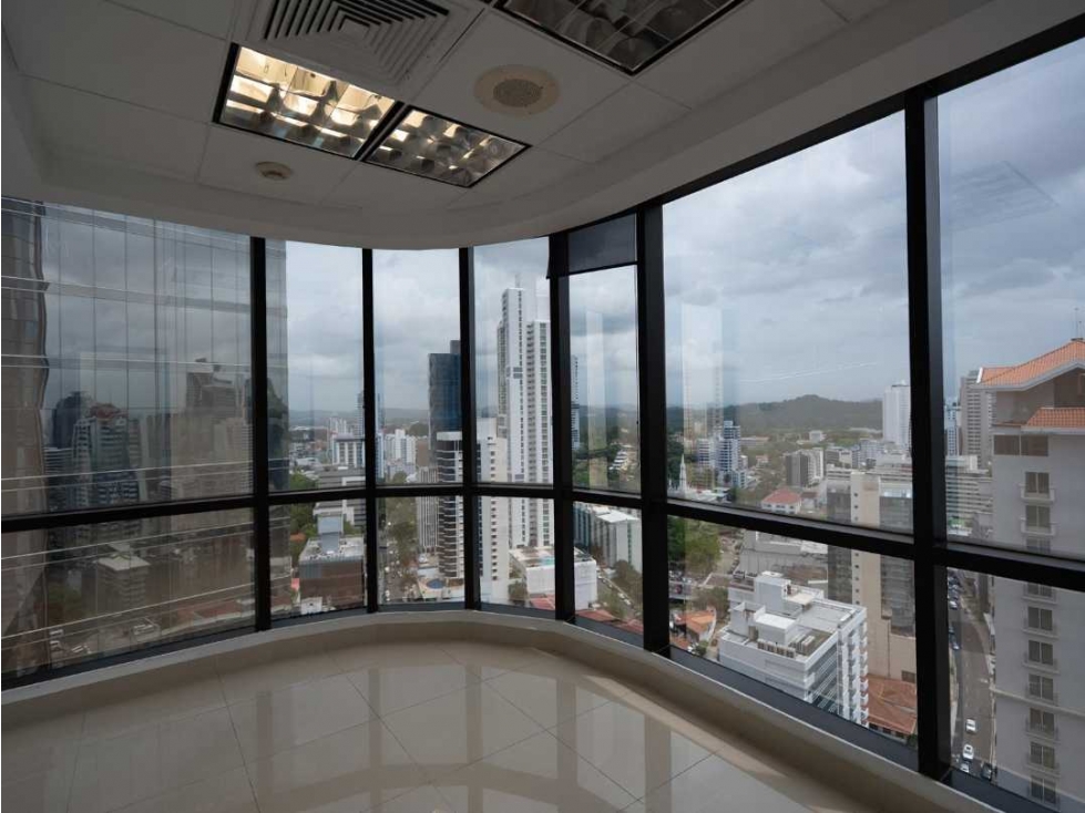 VENTA OFICINA CALLE 50 PLAZA 335 M2 BANCO GENERAL TC - 5