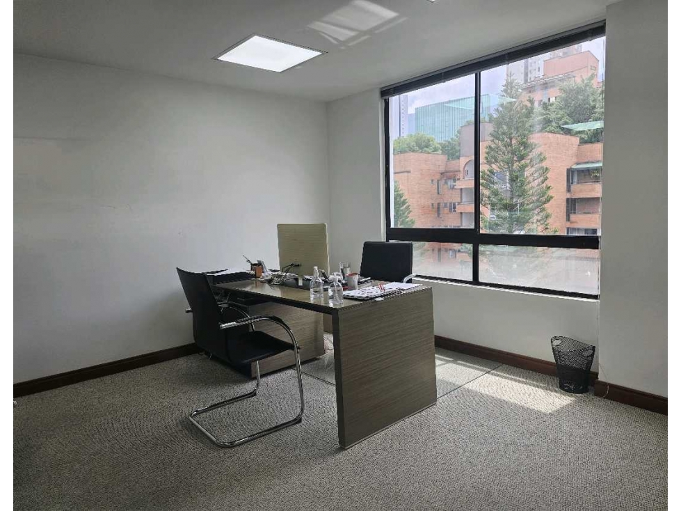 Venta Oficina con ubicación estratégica en la Aguacatala, el Poblado — foto 3