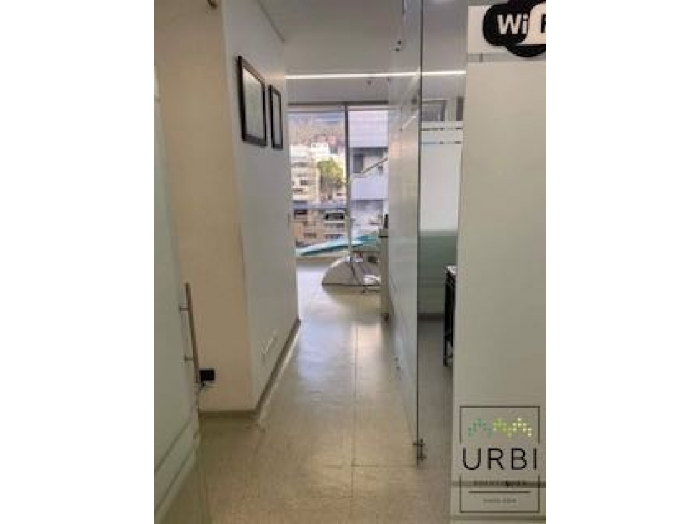 VENTA OFICINA COUNTRY MEDICAL CENTER - VIRREY — foto 4
