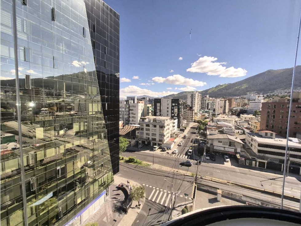 VENTA OFICINA, EDIFICIO CORPORATIVO, PISO ALTO, LA CAROLINA, AMAZONAS