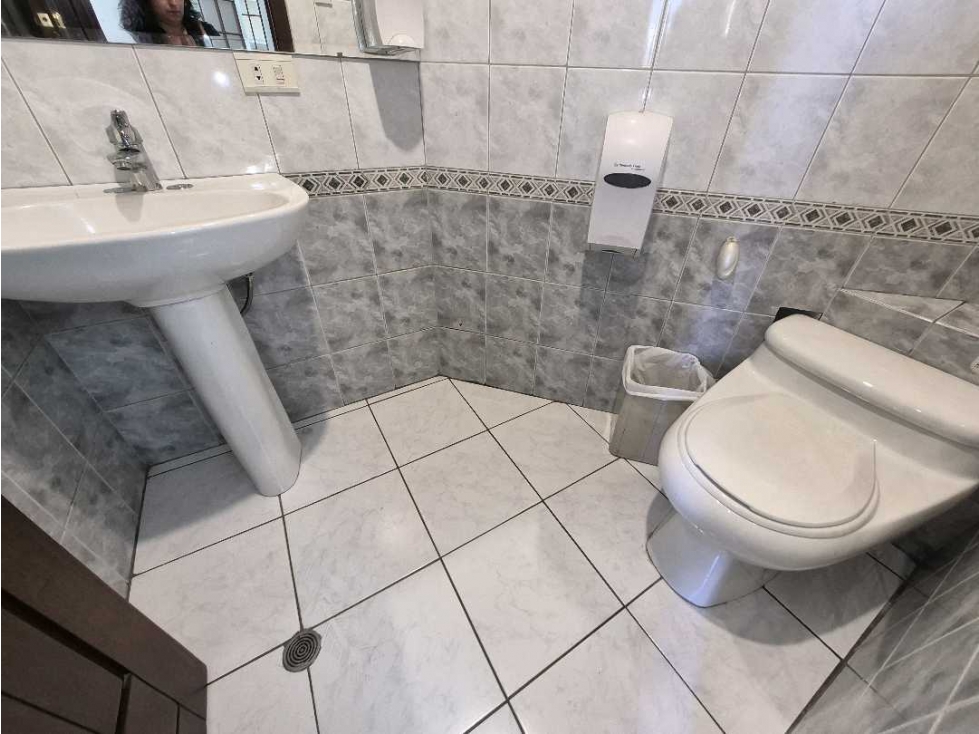 VENTA OFICINA, EDIFICIO CORPORATIVO, PISO ALTO, LA CAROLINA, AMAZONAS — foto 6