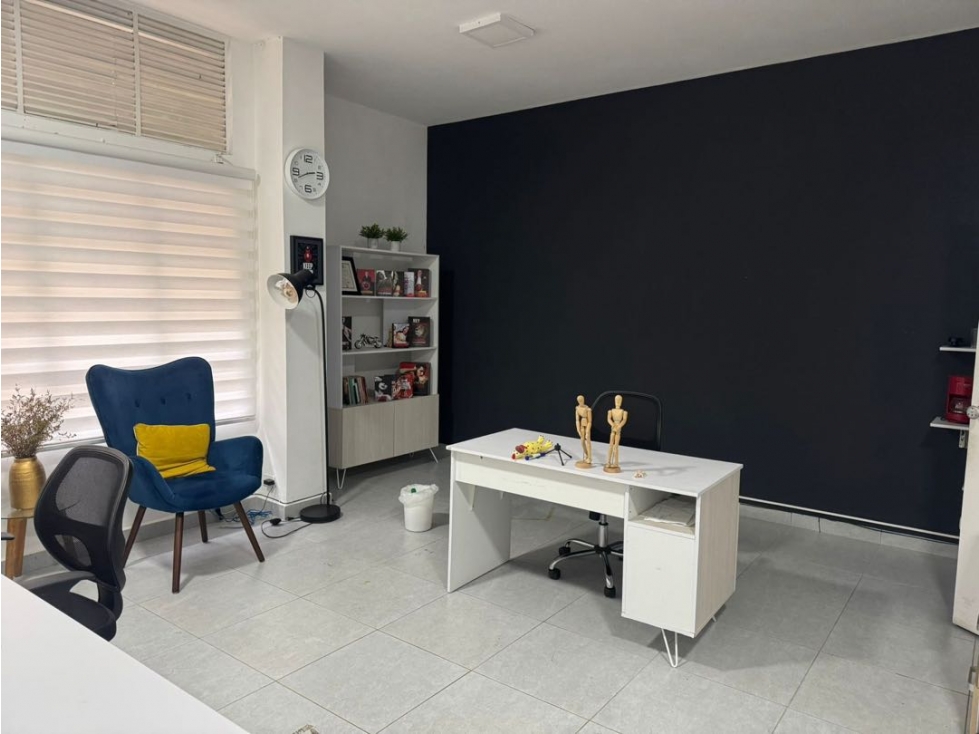 VENTA OFICINA EN EL CENTRO DE CALI CCH
