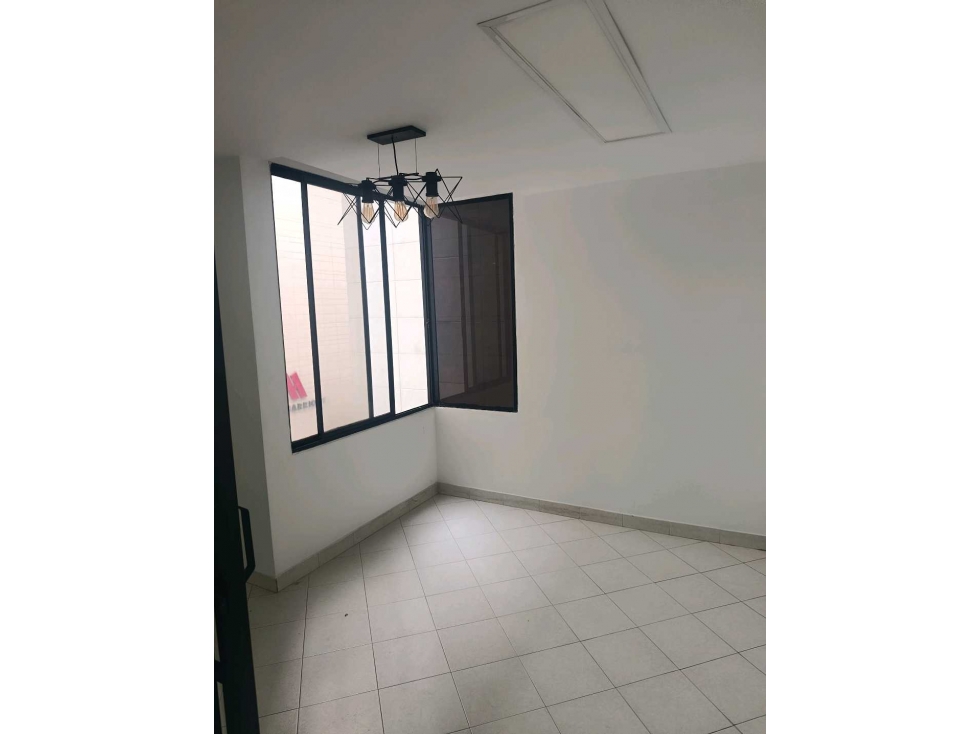 Venta Oficina en el Poblado — foto 3