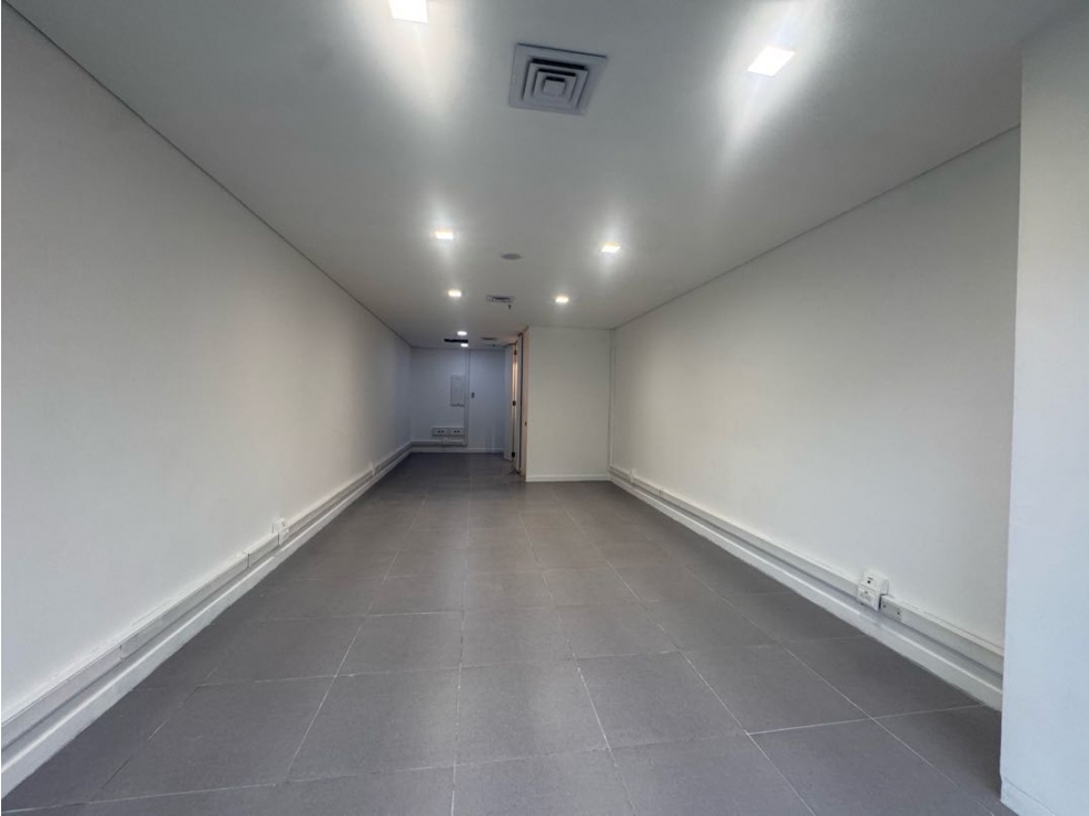 VENTA OFICINA LAS PALMAS, EL POBLADO, MEDELLÍN - 5