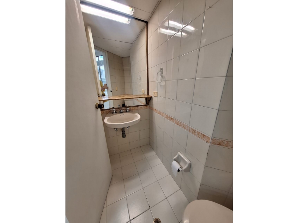 Venta oficina Poblado Medellín sector Santa María de Los Ángeles — foto 3