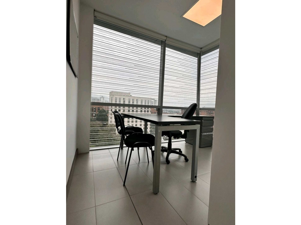 Venta oficina rentando Milla de Oro — foto 2