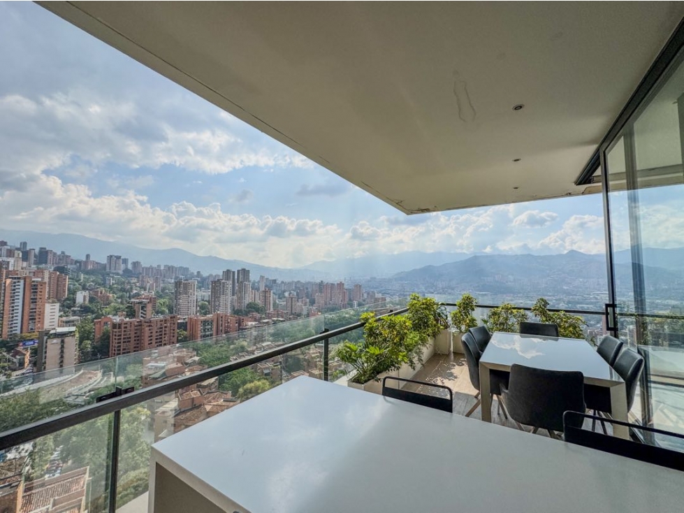 VENTA PENTHOUSE DAILY RENTAL. EL POBLADO. MEDELLIN — foto 3