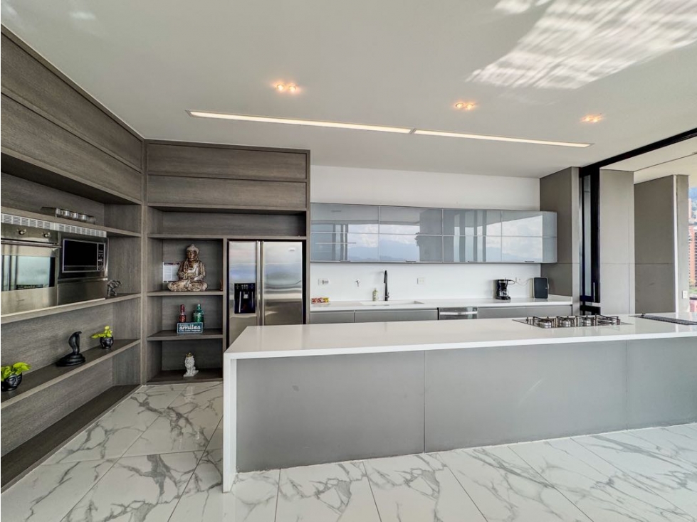 VENTA PENTHOUSE DAILY RENTAL. EL POBLADO. MEDELLIN — foto 4