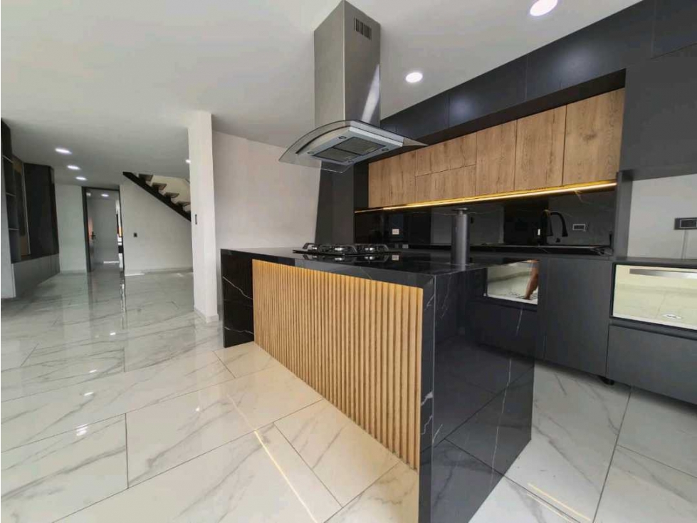 VENTA PENTHOUSE DE LUJO LAURELES — foto 2