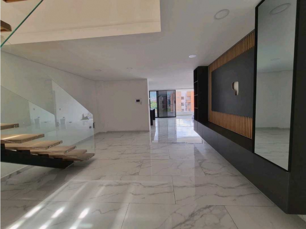 VENTA PENTHOUSE DE LUJO LAURELES — foto 3