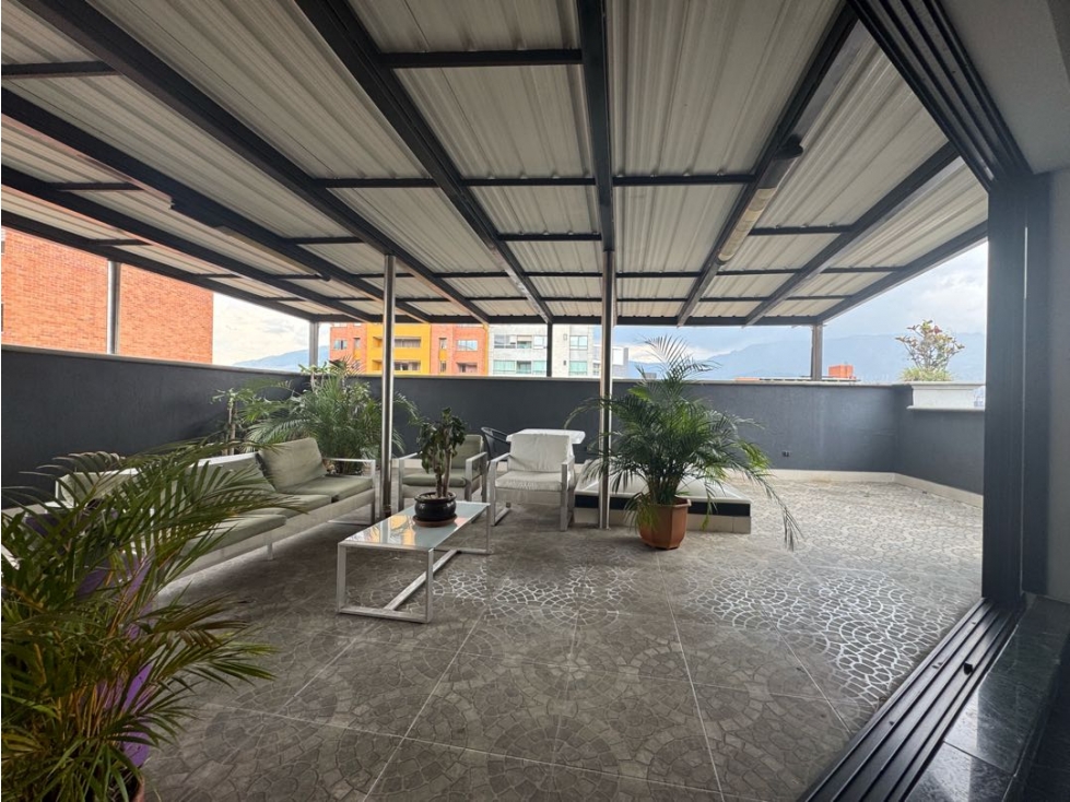 Venta pent-house dúplex, con balcones vista 360. Laureles. — foto 5