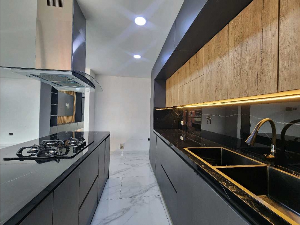 Venta Penthouse Duplex Laureles Medellín — foto 3