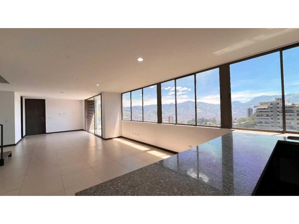 Venta Penthouse en altos del poblado