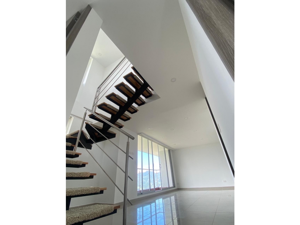VENTA APARTAMENTO DUPLEX MILÁN MANIZALES — foto 2