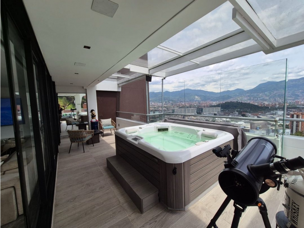 Venta PENTHOUSE- Poblado CASTROPOL