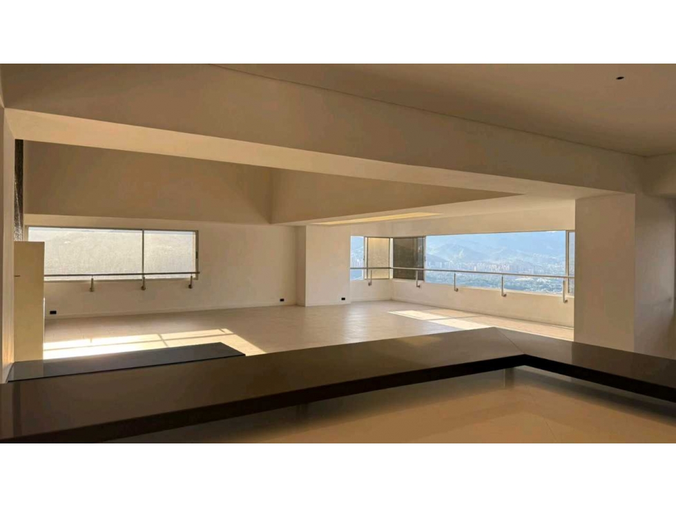 Venta Penthouse Poblado Medellìn — foto 2