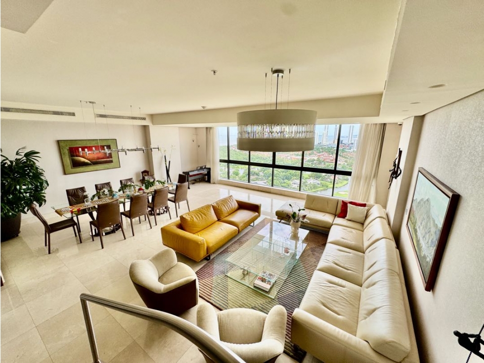 VENTA PENTHOUSE SANTA MARIA LB CON VISTA PANORÁMICA (EC)