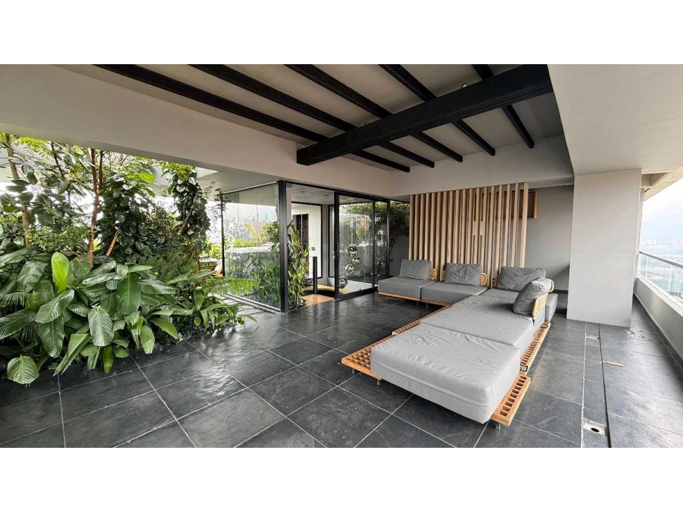Venta Penthouse Tipo Loft Loma De Los Parra El Poblado Medellín