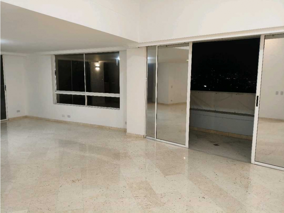 Venta Poblado Tesoro duplex con 2 alcobas en nivel 1 y 2 en nivel 2