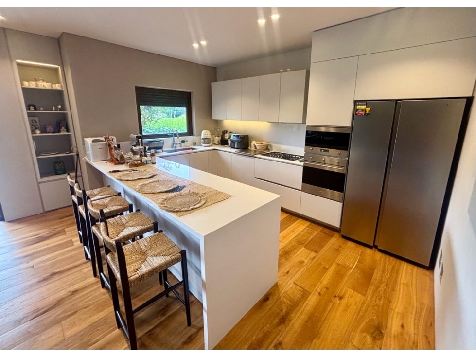 Venta. Pradera de Potosí. 180mts. 3 habs - 2