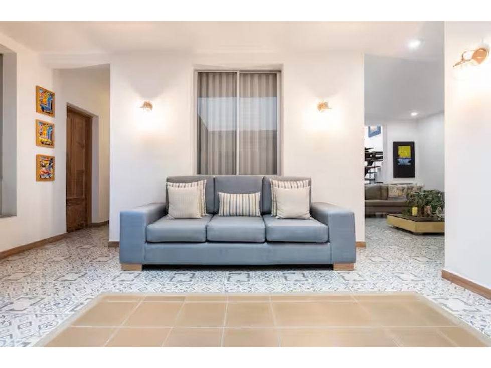 Venta CASA HOTEL en LAURELES con Rentabilidad del 1% Mensual — foto 4