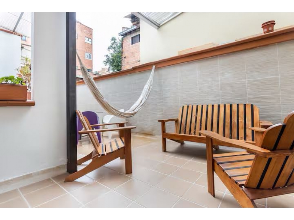 Venta CASA HOTEL en LAURELES con Rentabilidad del 1% Mensual — foto 5