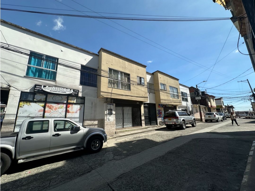 VENTA EDIFICIO DOSQUEBRADAS LA AURORA 4 LOCALES,4 APTOS,1 APTA ESTUDIO - 4