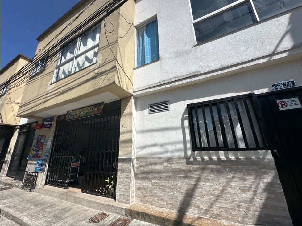 VENTA EDIFICIO DOSQUEBRADAS LA AURORA 4 LOCALES,4 APTOS,1 APTA ESTUDIO - 5