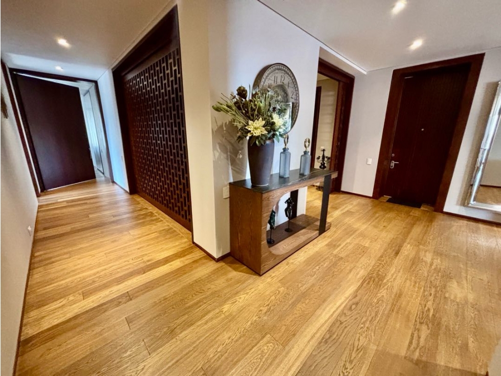 Venta, Refugio, 352mts, 3habs, acabados AAA, terraza! — foto 2