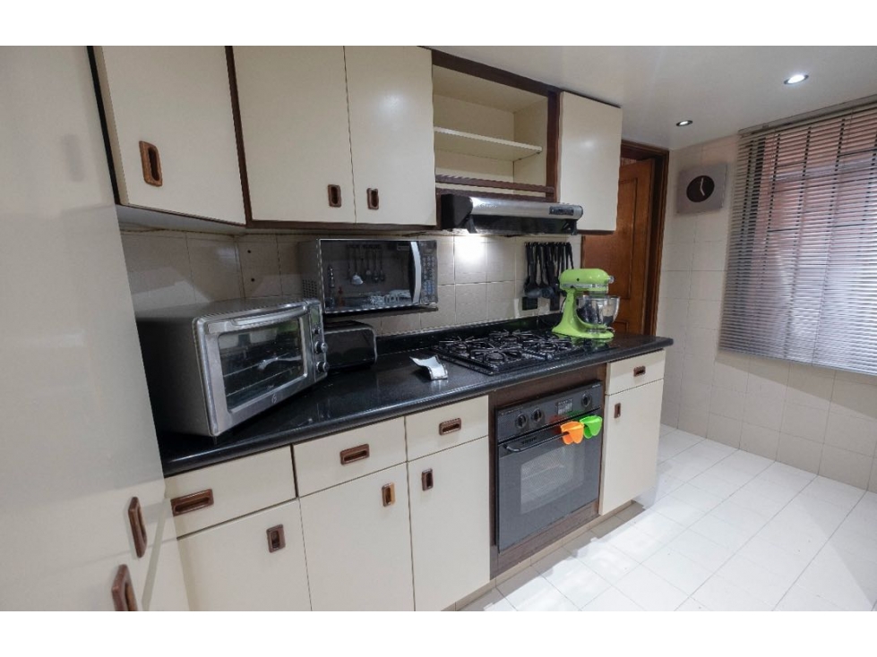 Venta Rosales 146 metros más terraza 3 habs Bogotá colombia — foto 6