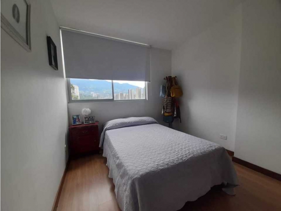 Venta Sabaneta, zona plana, 90 m², 3 alcobas, 1 parqueadero, unidad — foto 5