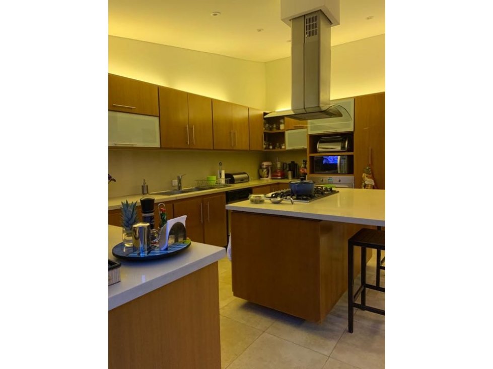 VENTA SANTA BARBARA ALTA 400MT+150JARDIN $4.500M - 4