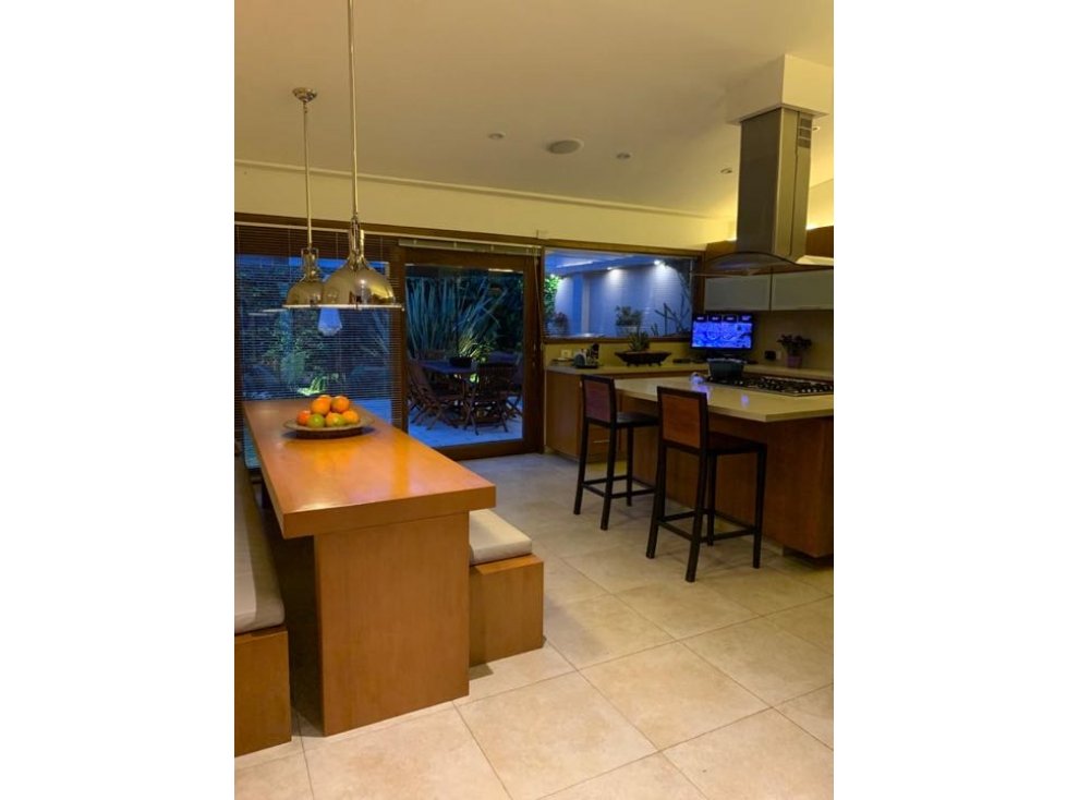 VENTA SANTA BARBARA ALTA 400MT+150JARDIN $4.500M - 6