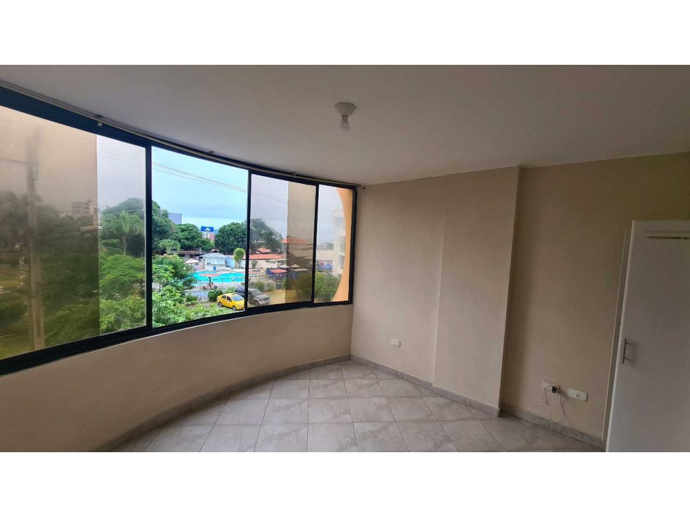 VENTA SUITE, EDIFICIO SEGURO, PLAYA ATACAMES, ESMERALDAS - 4