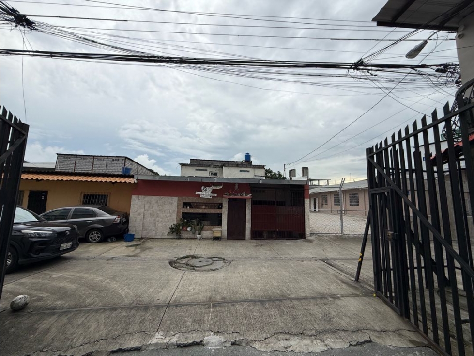 Venta Sur Los Claveles Conjunto Cerraro con seguridad