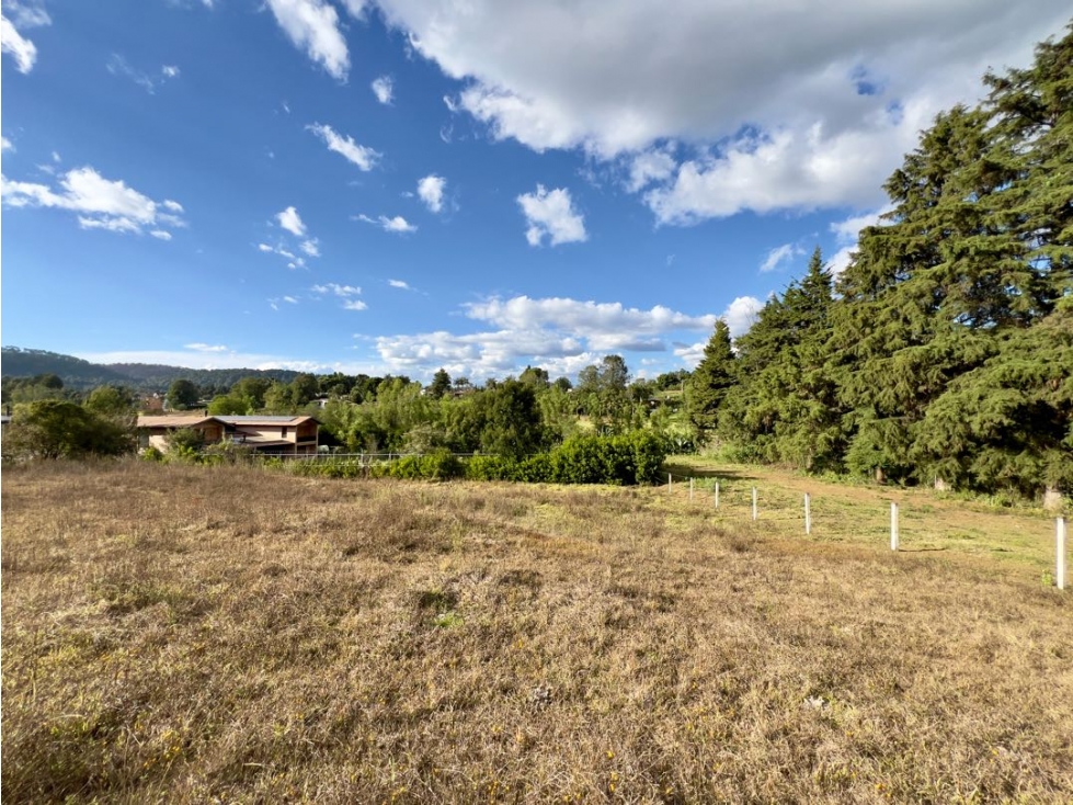 VENTA TERRENO EN UNA ZONA TRANQUILA Y BONITAS VISTAS | ACATITLAN