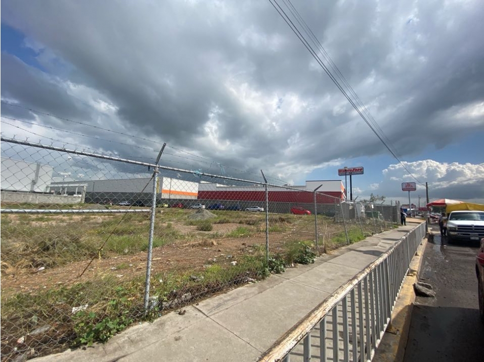 Venta de Terreno Comercial en Blvd. Nuevo Hidalgo, 2,508 m² — foto 3