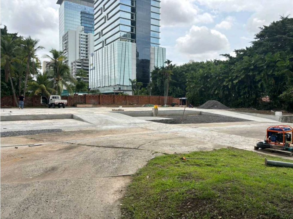 VENTA TERRENO DE 1750 MT2. DETRAS DE SOHO MALL LT - 3