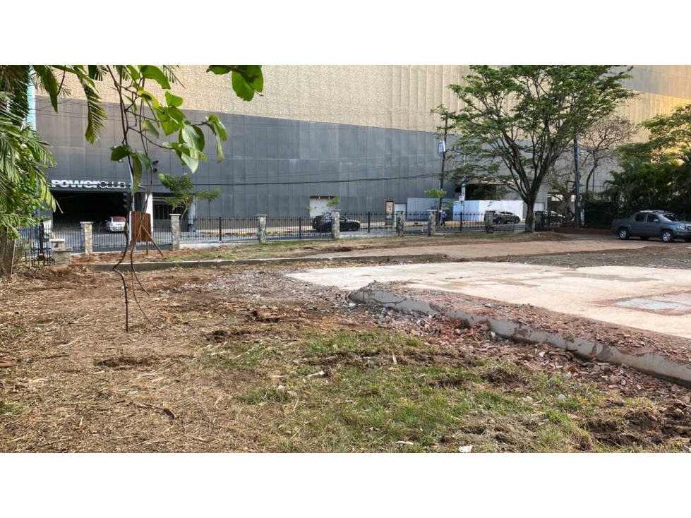 VENTA TERRENO DE 1750 MT2. DETRAS DE SOHO MALL LT - 5