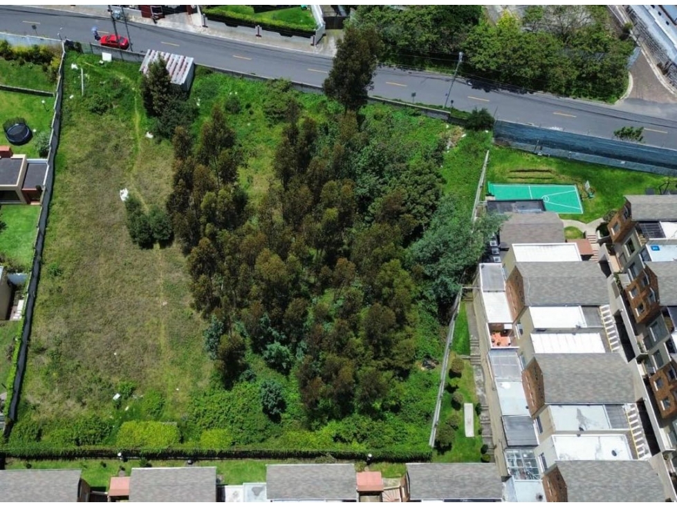 Venta terreno sector Sek Quito, Amagasi.